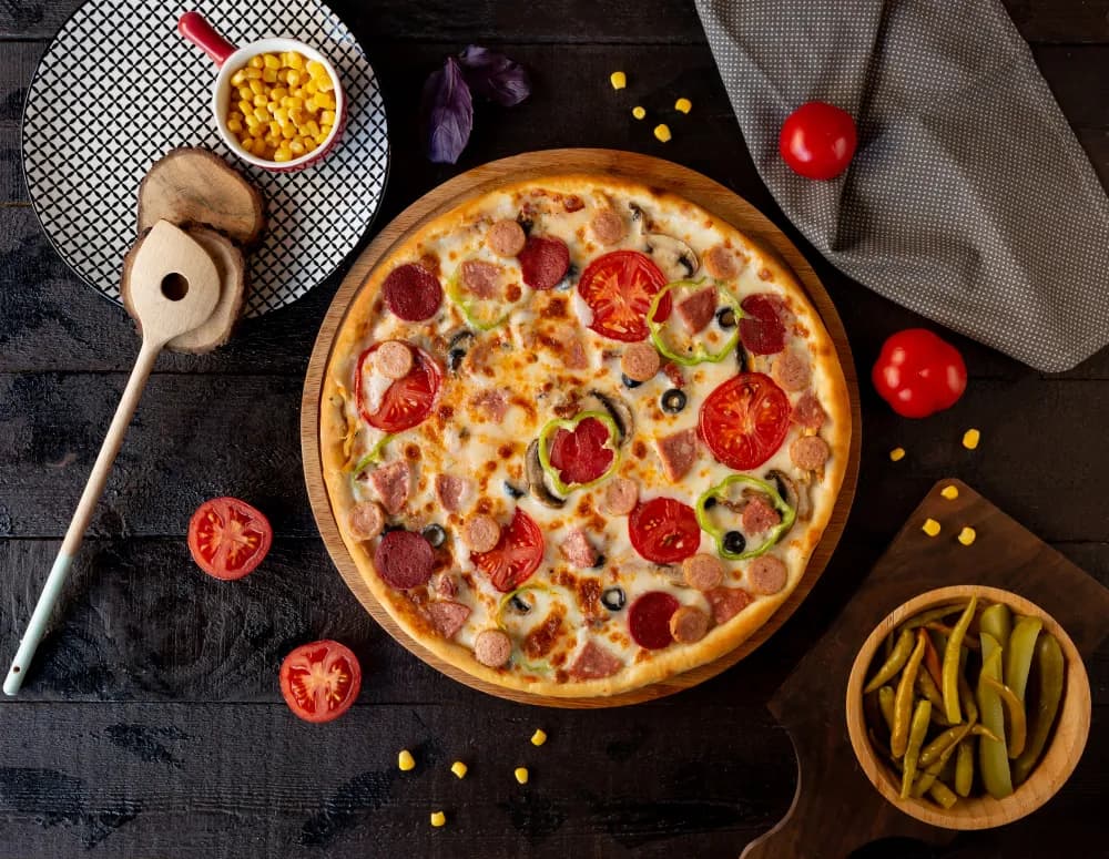 Jak prawidłowo dodać składniki do pizzy: ser czy dodatki najpierw?