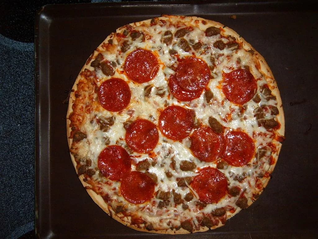 Ile piec pizza Guseppe, aby uniknąć niedopieczonego ciasta?