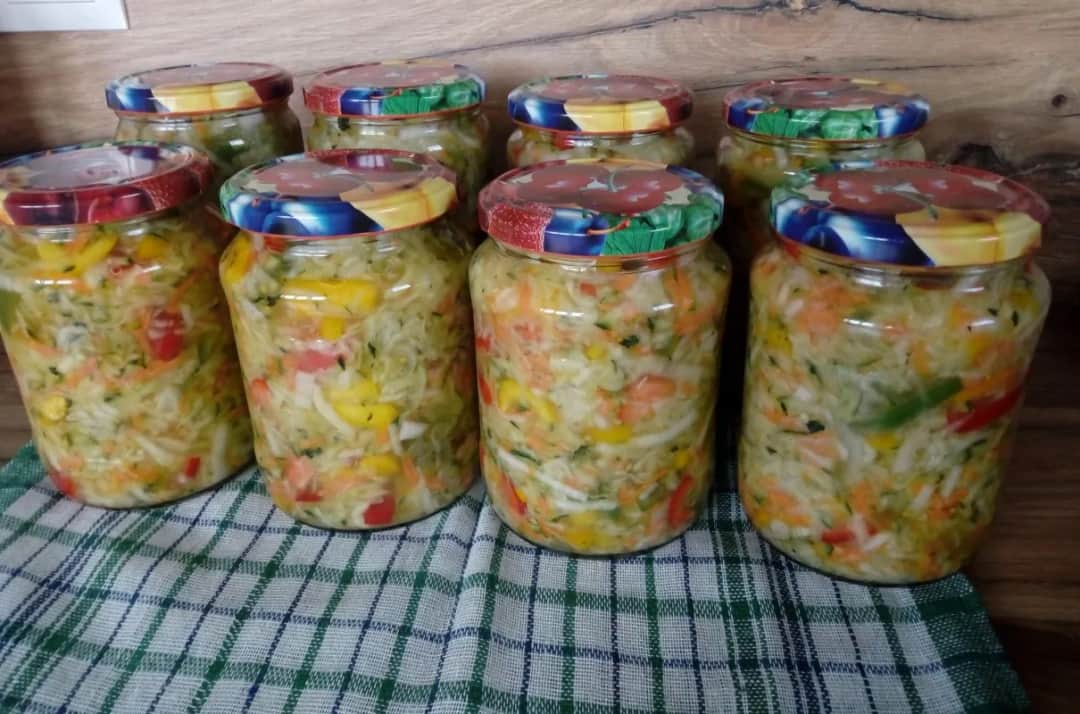 Jak zrobić sałatkę z cukinii, aby zaskoczyć swoich gości smakiem